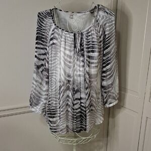 Roz & Ali Black and White Zebra Print Blouse